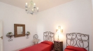 twin bedroom