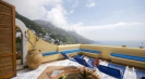 Holiday villa in Italy by the sea