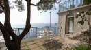 Rental villas in Italy by the sea