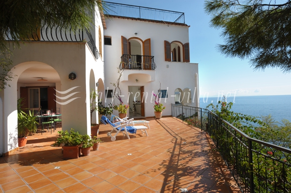 Praiano villas for rent Villa Gisa, apartments vacation rentals Praiano: Villa Gisa holiday in Amalfi Coast