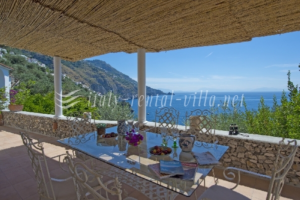 Praiano villas for rent Villa La Delfinella, apartments vacation rentals Praiano: Villa La Delfinella holiday in Amalfi Coast