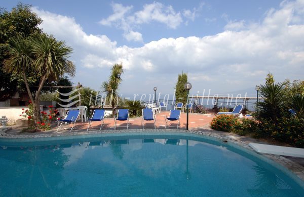 Sorrento villas for rent Villa Angela, apartments vacation rentals Sorrento: Villa Angela holiday in Amalfi Coast