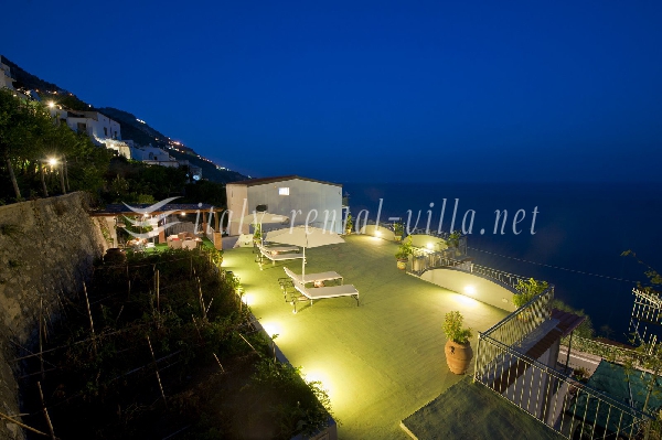 Praiano villas for rent Casa Gialla, apartments vacation rentals Praiano: Casa Gialla holiday in Amalfi Coast