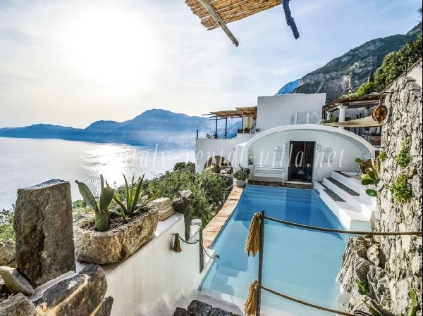 Praiano villas for rent Il Tramonto dell'Isola dei Galli, apartments vacation rentals Praiano: Il Tramonto dell'Isola dei Galli holiday in Amalfi Coast